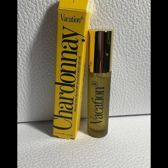 Vacation Chardonnay Sunscreen Lip Oil SPF 30 .2 Oz 5.9 mL Gloss Full Sz Exp 6/27 - Picture 1 of 3